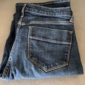 Women’s blue jeans